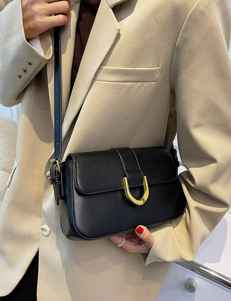 Glossy Buckle Baguette + SlingBag
