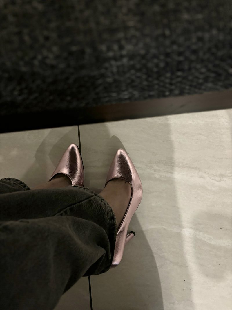 Rose Pink Pointed Pumps - Image 4